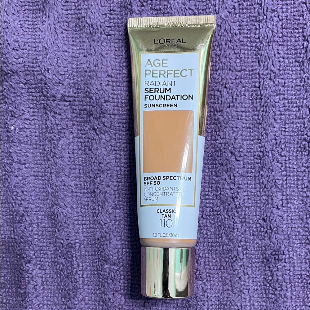 L'Oreal Age Perfect Radiant Serum Foundation - Classic Tan (110)